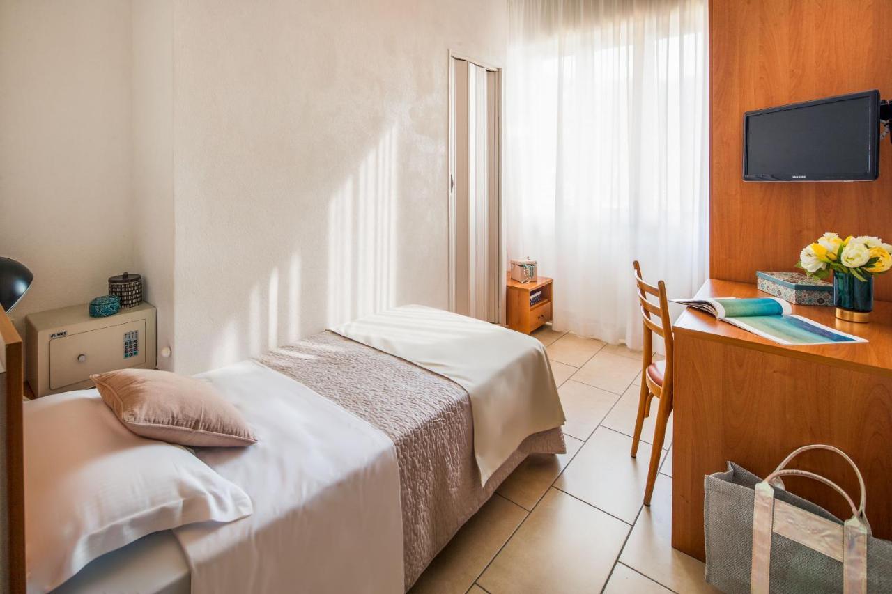 Hotel Europa 피날레리구레 외부 사진