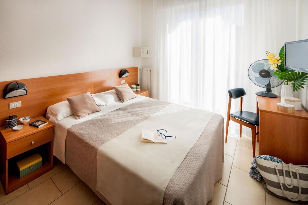Hotel Europa 피날레리구레 외부 사진