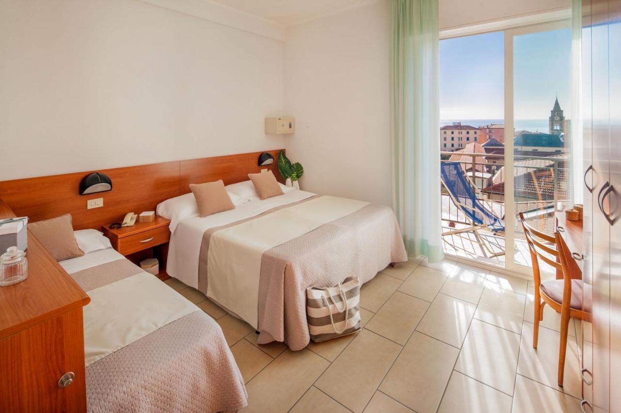 Hotel Europa 피날레리구레 외부 사진